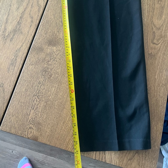 Aritzia Babaton Agency Cure Fit Pants (Re)ssential - Picture 8 of 9